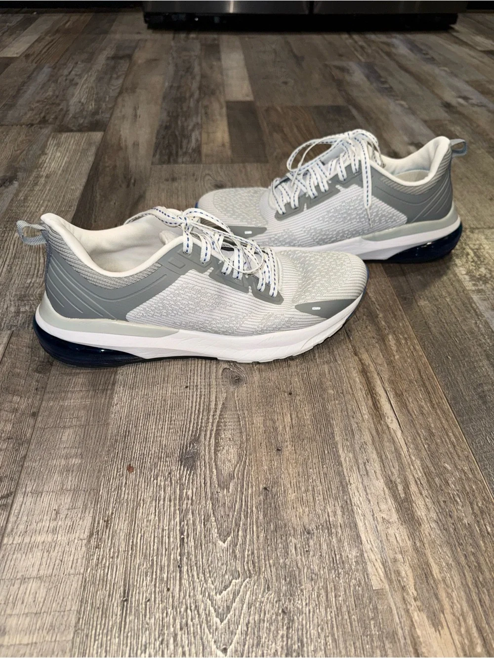 Men's Avia Lightweight Breathable Athletic Sneakers